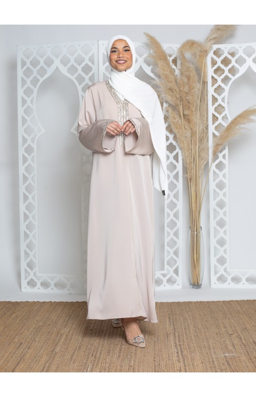 Robe caftan satin avec strass haute qualité. Boutique musulmane moderne.