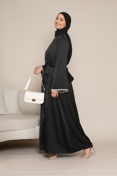 Kimono satin luxe pour fête eid et occasions. Boutique hijab musulmane moderne.