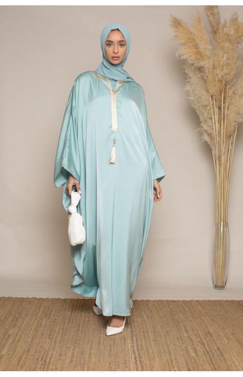 Robe papillon vert avec manche longue. Robe de fête pour femme musulmane.