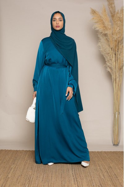 Robe chic et moderne pour femme musulmane