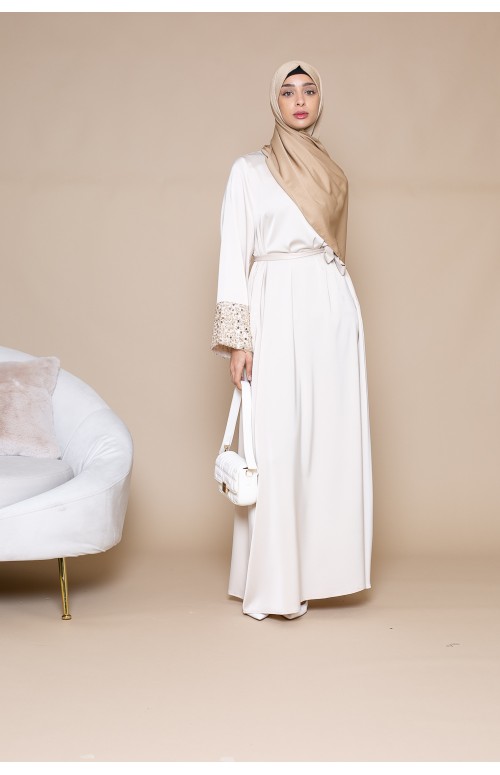 Robe chic et moderne pour femme musulmane. Boutique hijab classe pour fêtes.