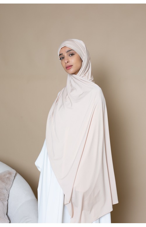 Hijab prêt à nouer jersey premium haute qualité.