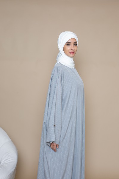Gray striped abaya