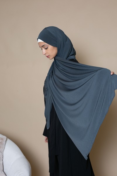 Hijab prêt à nouer jersey premium.