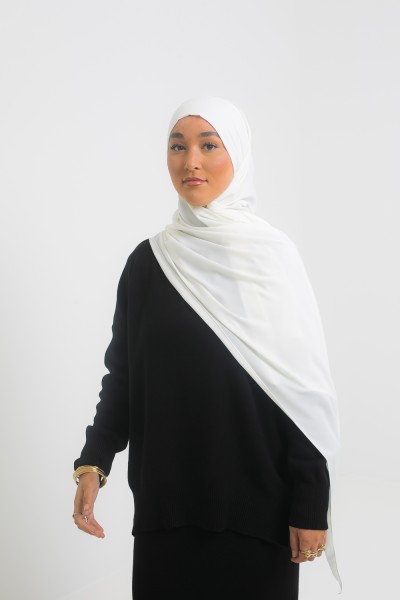 Bindefertiger Hijab aus cremefarbener Medina-Seide