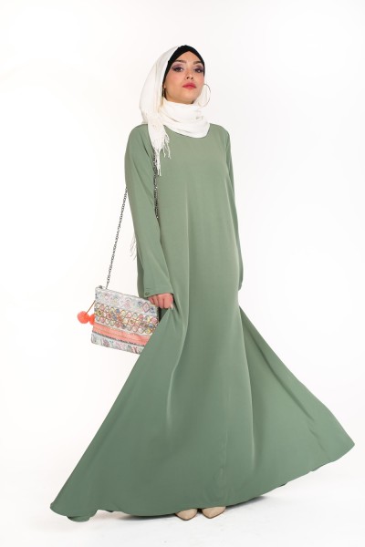 Robe longue évasée vert pastel pour femmes voilées 
