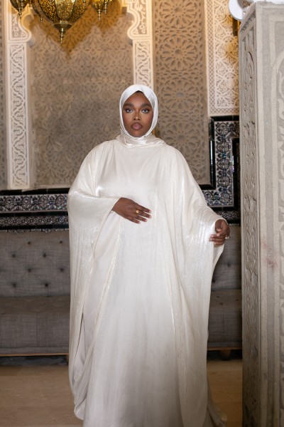 Abaya de organza color marfil