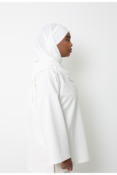Bindefertiger Hijab aus cremefarbener Medina-Seide