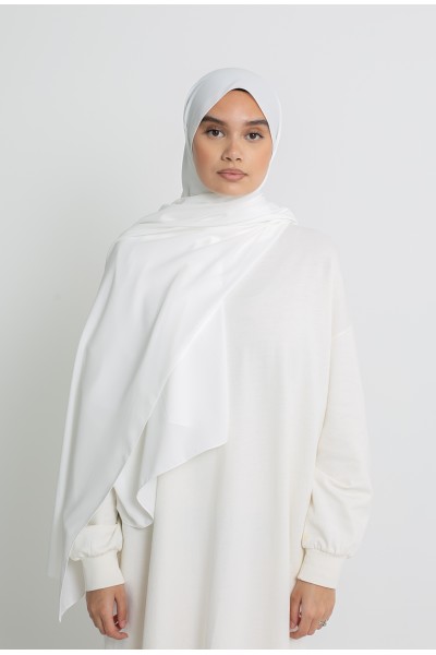 Cremeweißer Hijab aus Medina-Seide