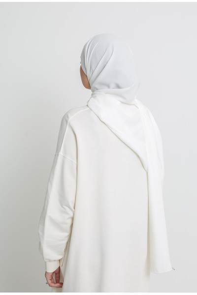 Cremeweißer Hijab aus Medina-Seide