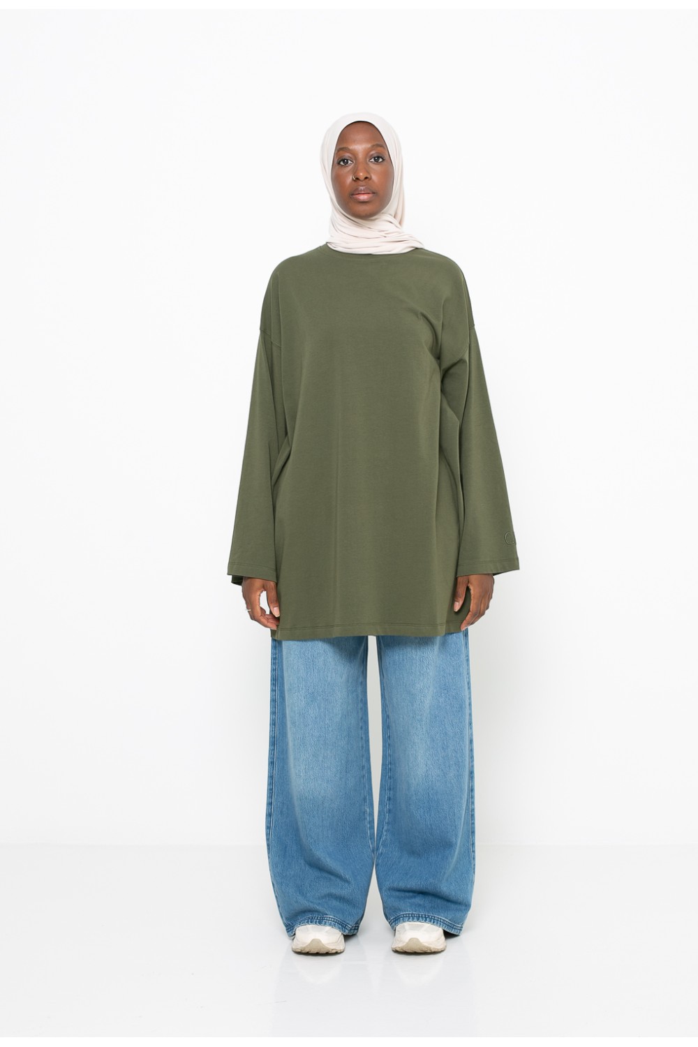 Maxi t-shirt long et large kaki pour femme musulmane