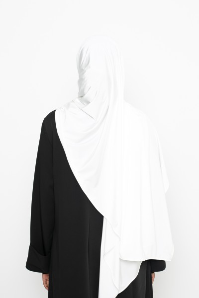 Wolkenfarbener Hijab aus Satinjersey