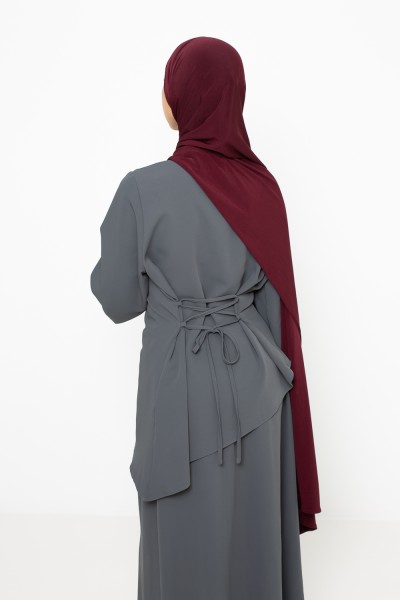 Ensemble Osaka gris