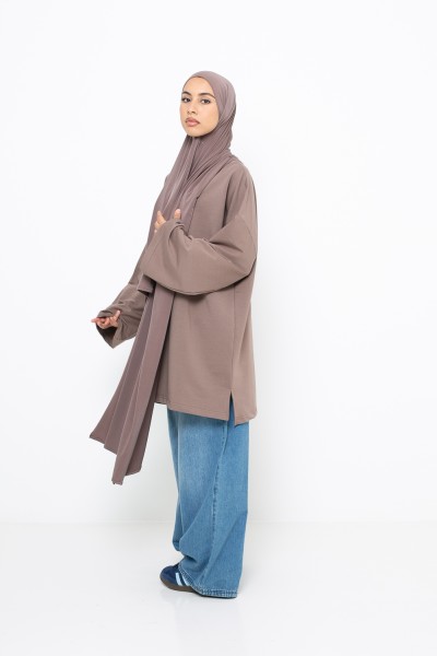 Loose-fitting dark taupe cotton top