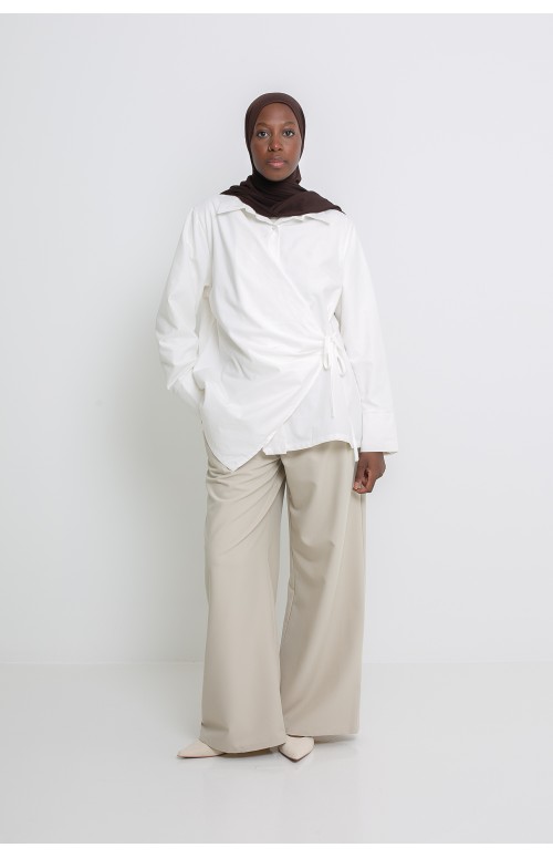 Chemise création à nouer blanche. Boutique mode musulmane.