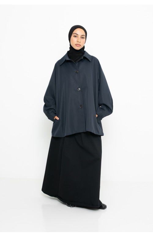 Trench minimaliste moderne pour femme musulmane