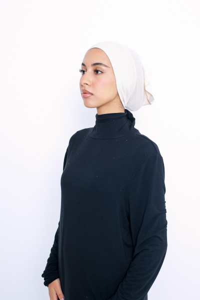 Gorro de tubo de jersey color crema