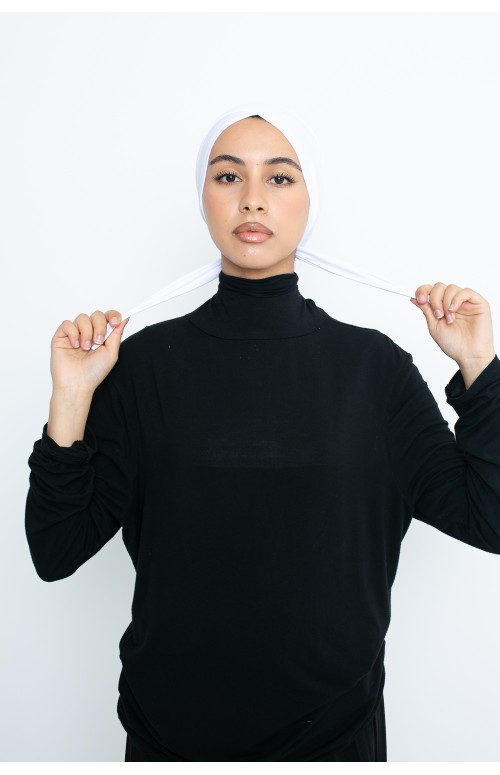 bonnet croisé à nouer