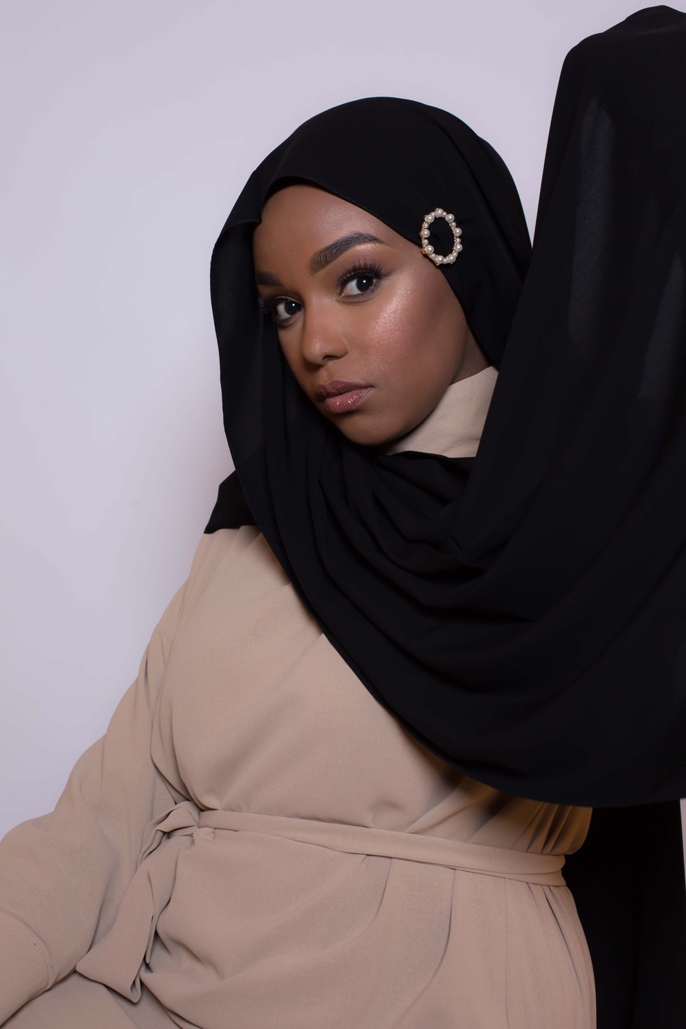 Hijab de seda medina negro
